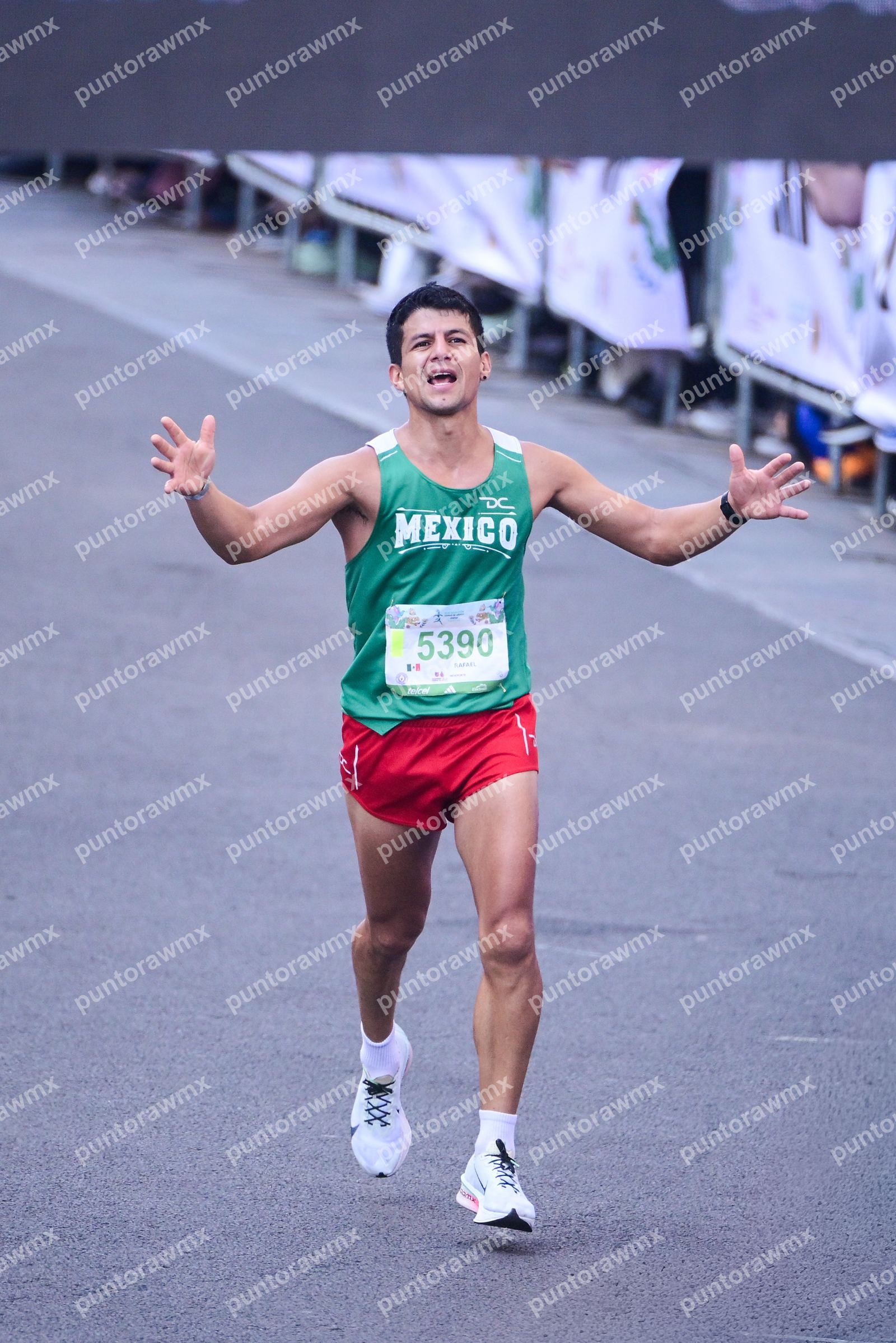 XLIII Maratón de la Ciudad de México — foto 11