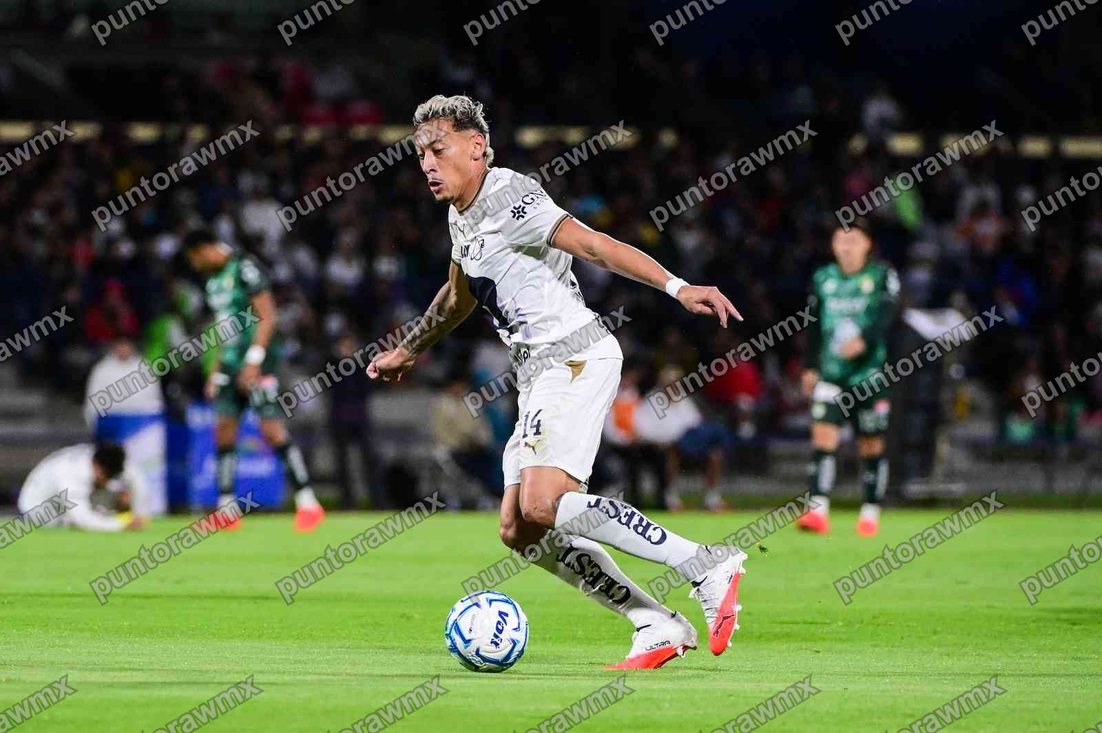 León — J7 Pumas 3-1 León