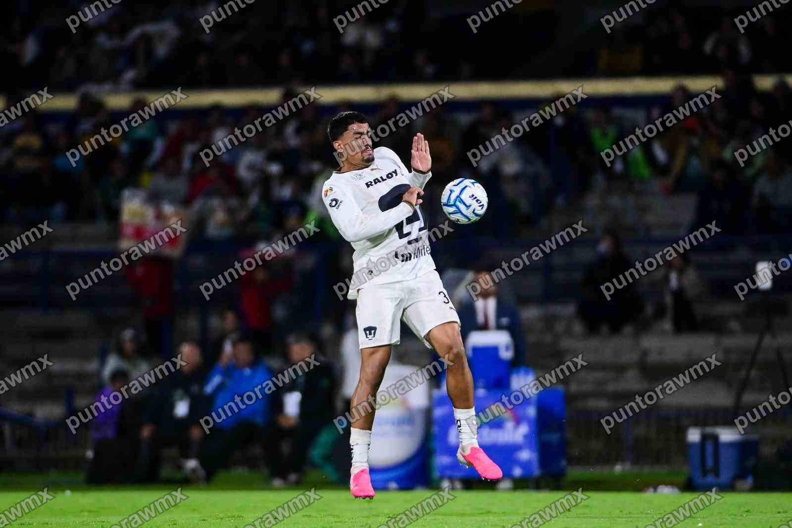 León — J7 Pumas 3-1 León